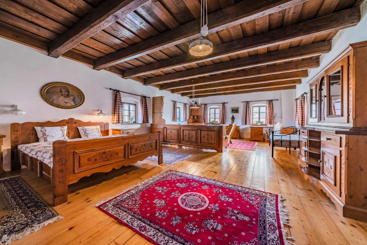 Habansky Dum Otel Dolni Vestonice Dış mekan fotoğraf