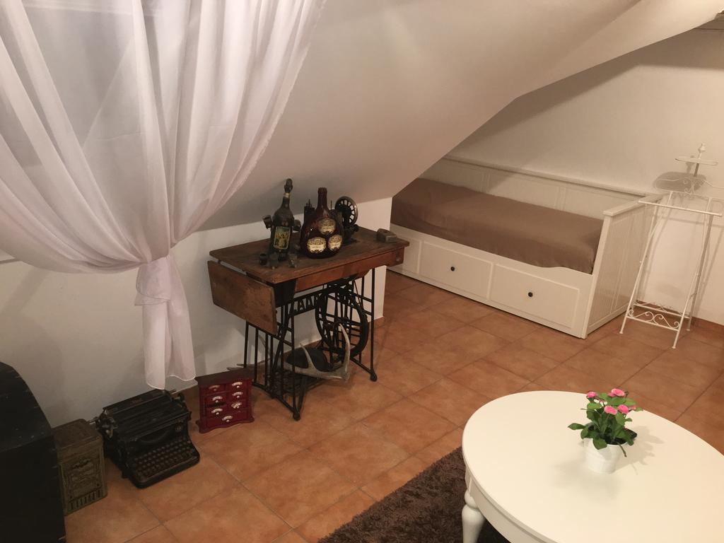 Habansky Dum Otel Dolni Vestonice Dış mekan fotoğraf