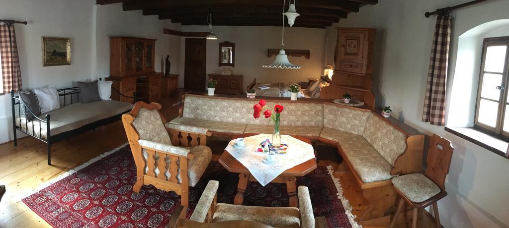 Habansky Dum Otel Dolni Vestonice Dış mekan fotoğraf