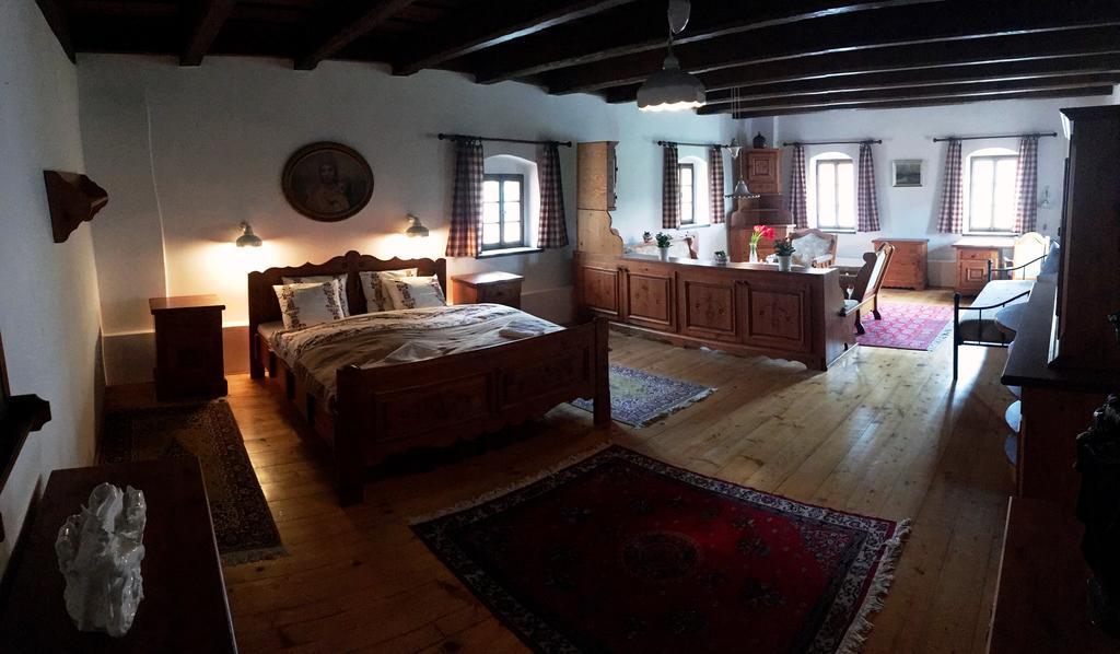 Habansky Dum Otel Dolni Vestonice Dış mekan fotoğraf