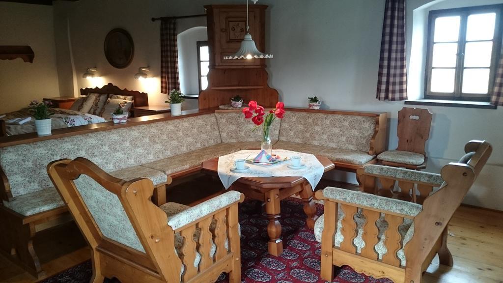Habansky Dum Otel Dolni Vestonice Dış mekan fotoğraf