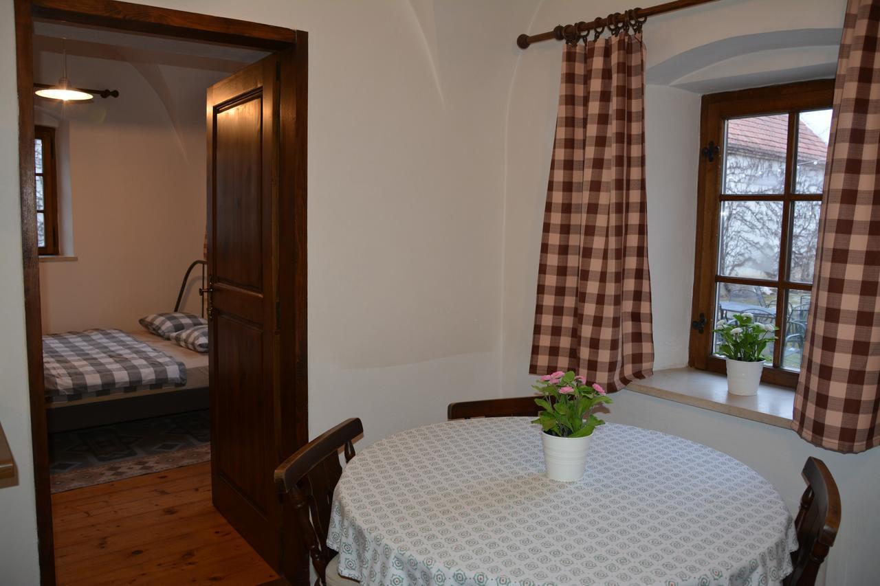 Habansky Dum Otel Dolni Vestonice Dış mekan fotoğraf